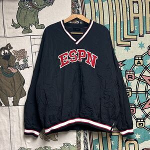 Vintage 1990's‎ ESPN Zone Embroidered Boxy Style Windbreaker Pullover
